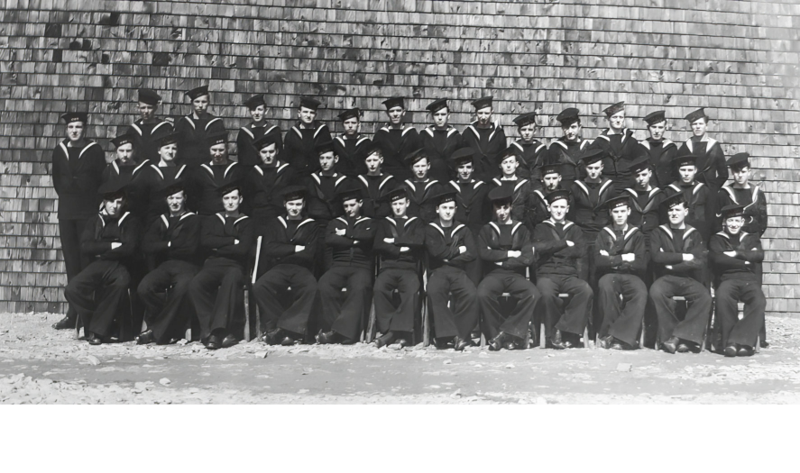 Course Photo - 48A  (April 1943) Rowntree (back row, 4th from left)